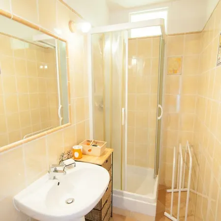 La Piscine Holiday home Pouzols-Minervois