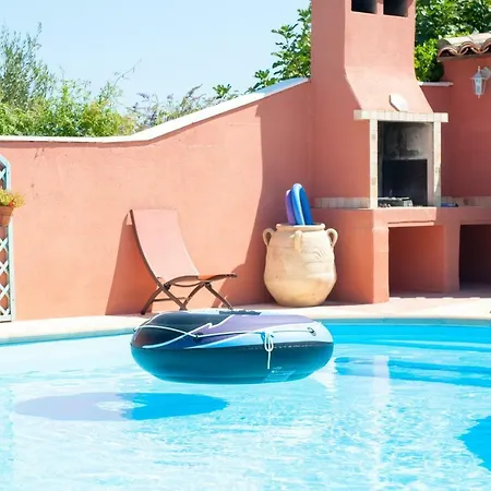 La Piscine * Pouzols-Minervois